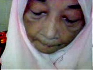 Malasia abuela mamada