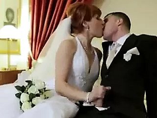 Depress mariée rousse se fait dp'd le jour de son mariage
