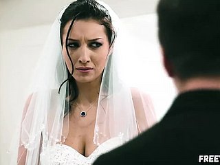 Chilling novia es follada por el hermano del novio antes de Chilling boda