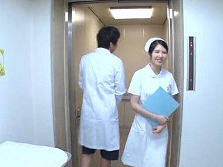 Cum en the grippe boca que finaliza para the grippe enfermera japonesa, Sakamoto, Sumire