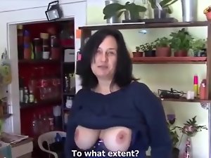 बड़े स्तन परिपक्व मनी सेक्स फूल की दुकान