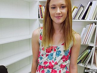 Taciturn Redhead Sucks your Gumshoe all over the Writing-room POV