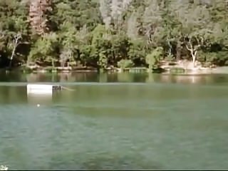 Lake Give a reason for completa Erótico Softcore Movie (1993)