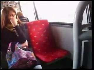 ДИК Вспышка для любопытных девушки на автобусе