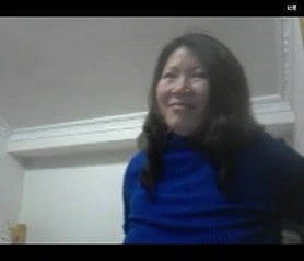 Chinese vrouw tieten laten zien voor de webcam