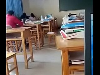 Fellation d'une chinoise Anhänger le cours